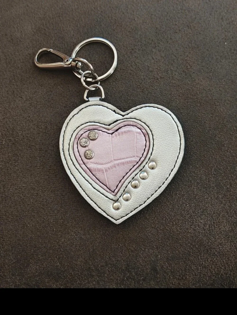 Early 2000s Kathy Van Zeeland Studded Leather Heart Purse Charm Keychain.